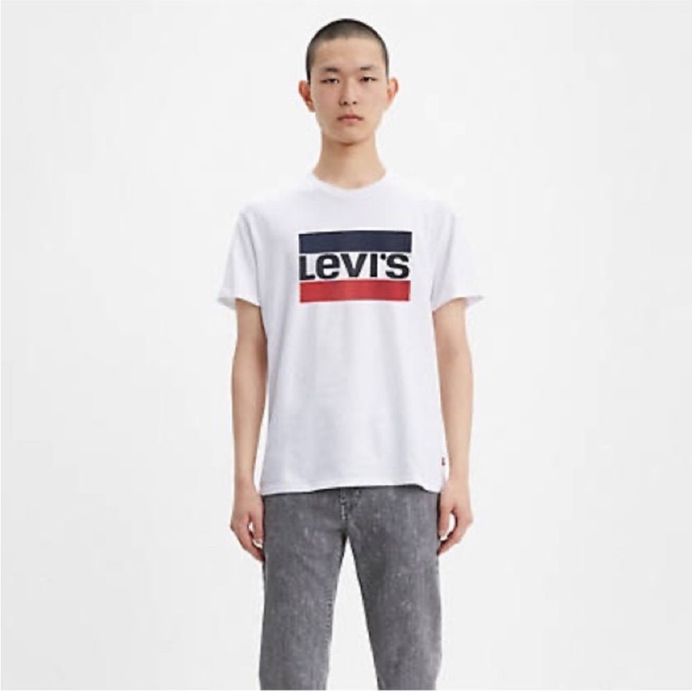 NWT Levi's Sportswear Graphic Tee Classic Logo